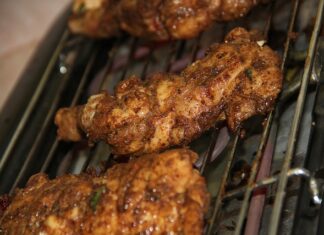 Czy można grillować na zwykłej patelni? Czy można grillować na zwykłej patelni?