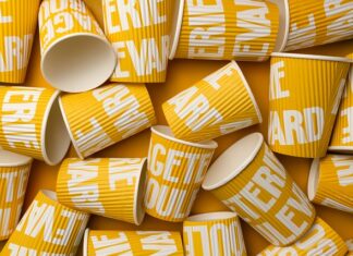 Jak skleić plastik domowym sposobem? Jak skleić plastik domowym sposobem?